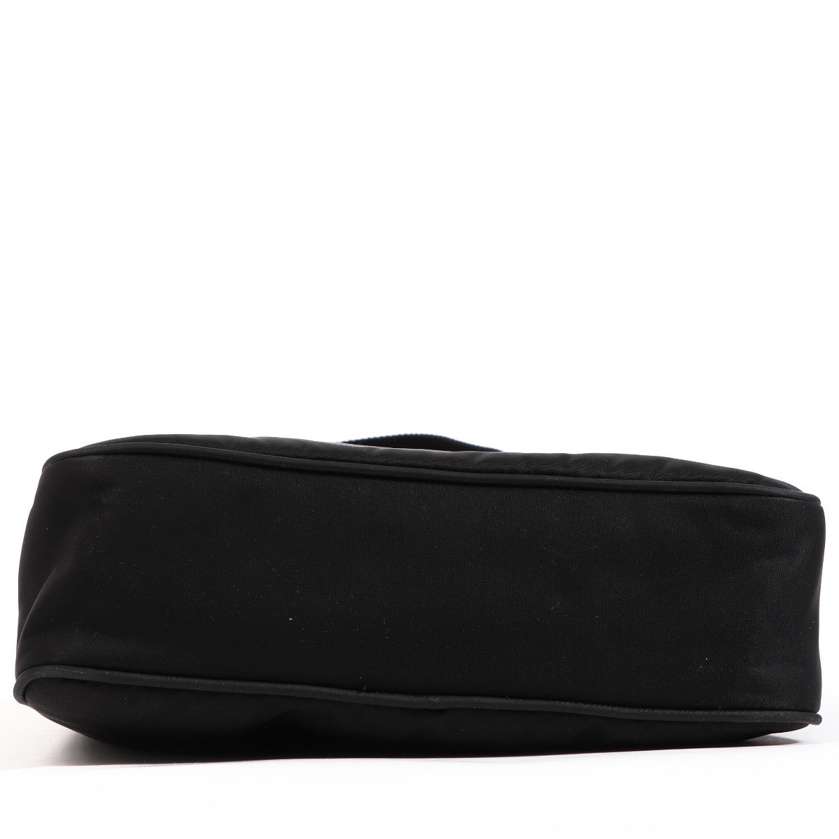 Shop an authentic pre-loved Prada Black Re-Nylon Re-Edition 2005 Crossbody on Labellov.com