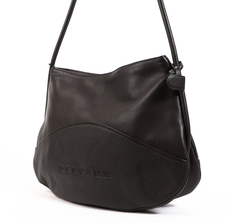 Delvaux Dune Lady Calf Café Crossbody Bag for the best price at Labellov secondhand luxury in Antwerp. We buy and sell your authentic designer bags for the best price.