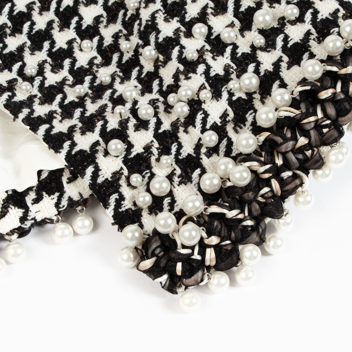 Chanel Black and White Houndstooth Tweed Jacket with Pearls