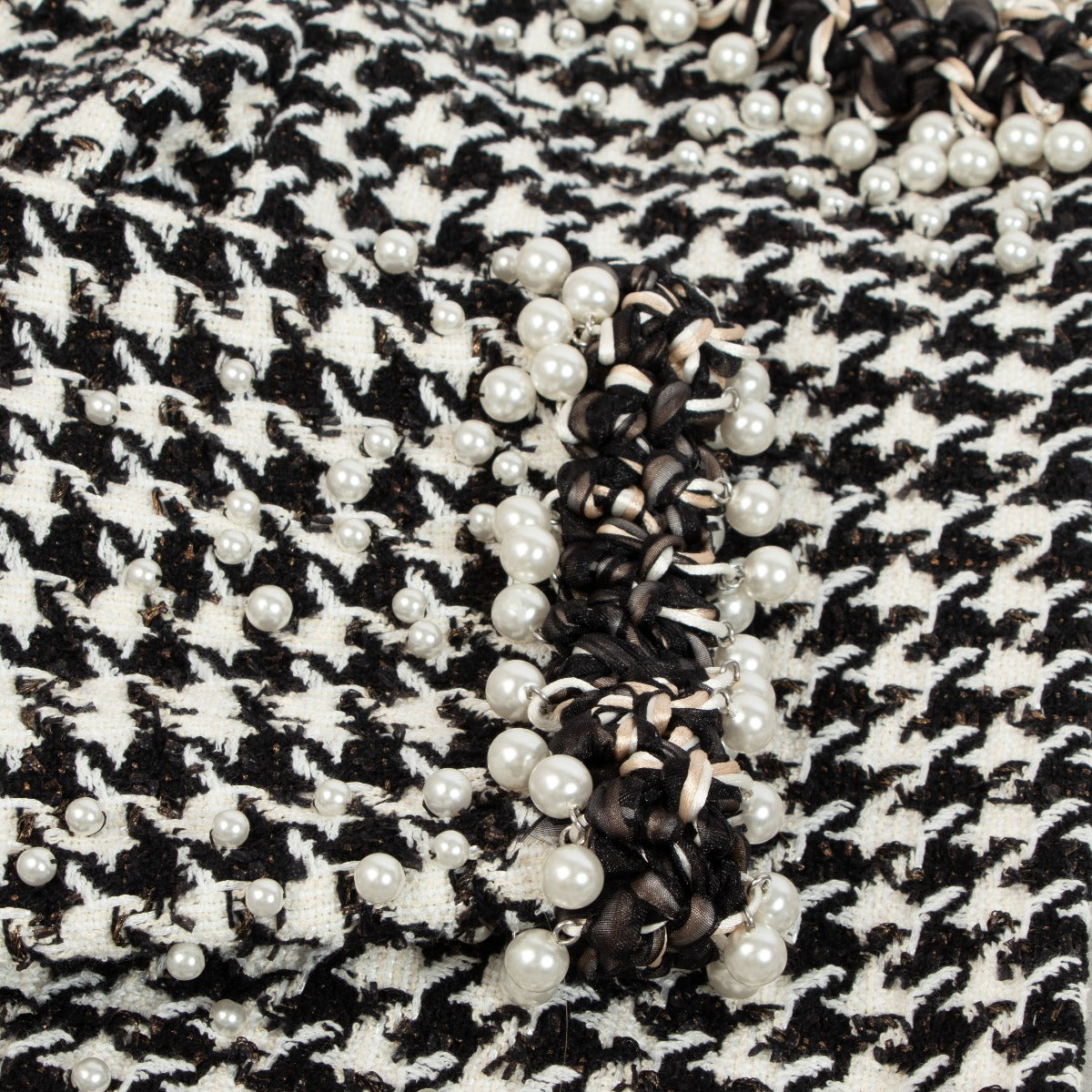Chanel Black and White Houndstooth Tweed Jacket with Pearls