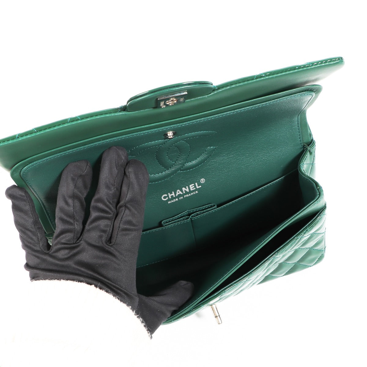 Shop authentic second hand Chanel Classic Bag in green on labellov.com