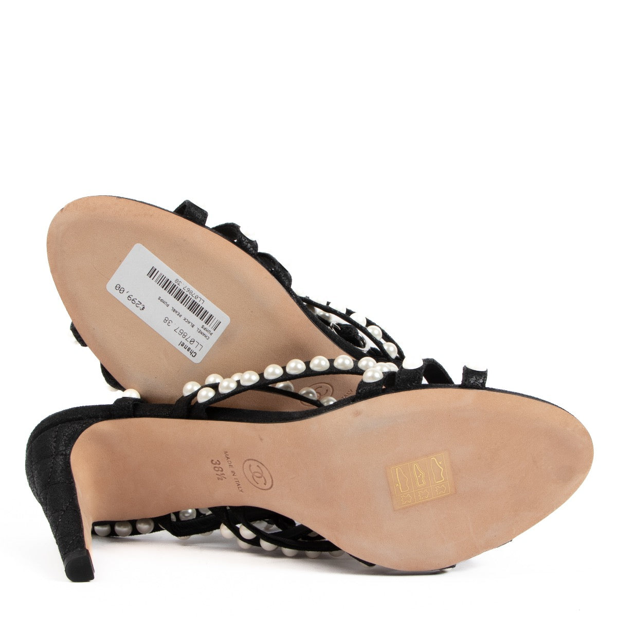 Shop authentic preloved Chanel Black Pearl Pumps - Size 38,5 on Labellov.com