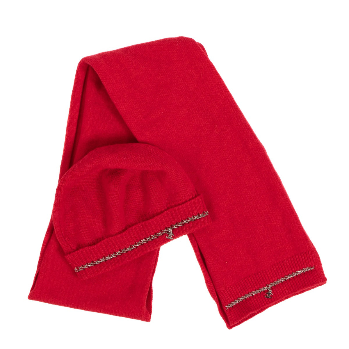 Buy an authentic second hand Chanel Red Cashmere Scarf/Beanie Set in very good condition at Labellov.com