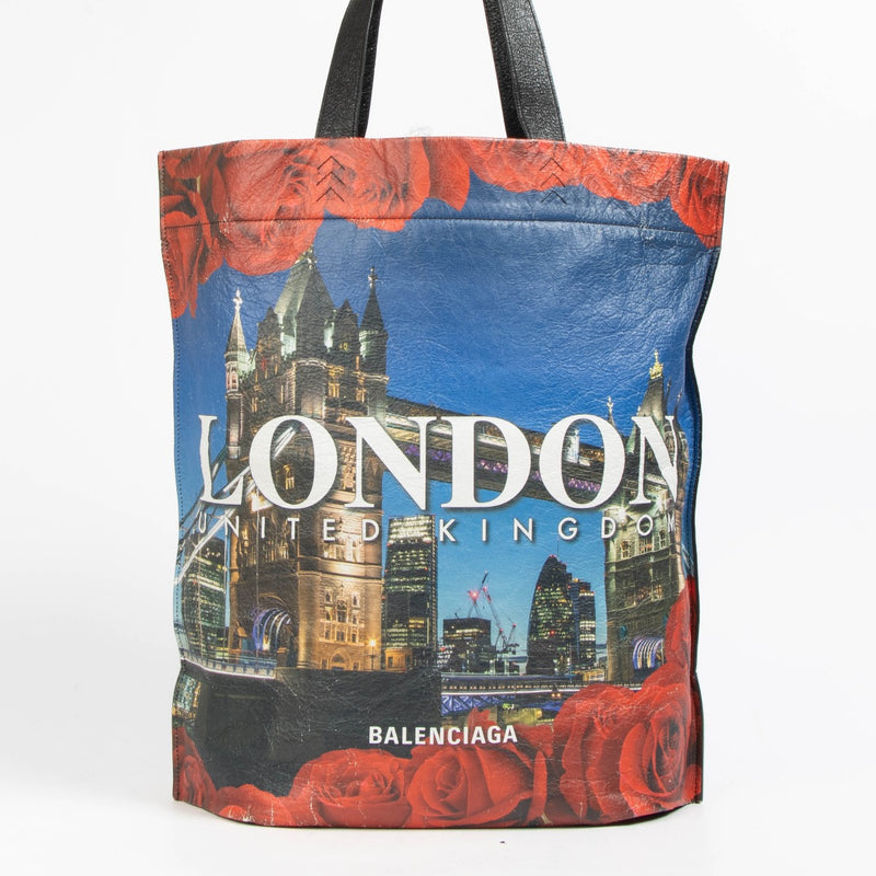 Authentic pre-loved Balenciaga Arena London Medium Shopper Tote Bag on Labellov.com