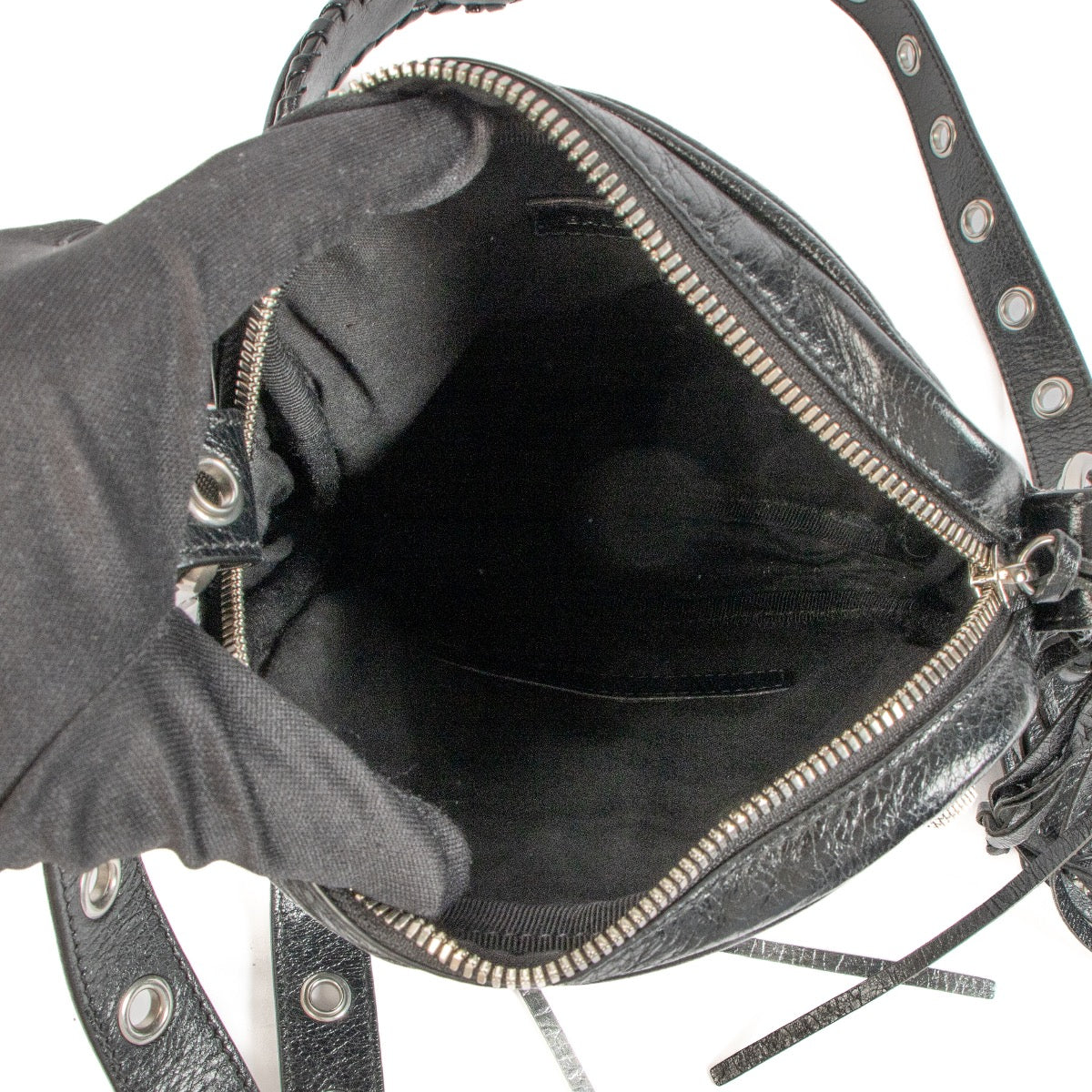 Authentic second hand Balenciaga Black Le Cagole Men Crossbody Bag on www.labellov.com