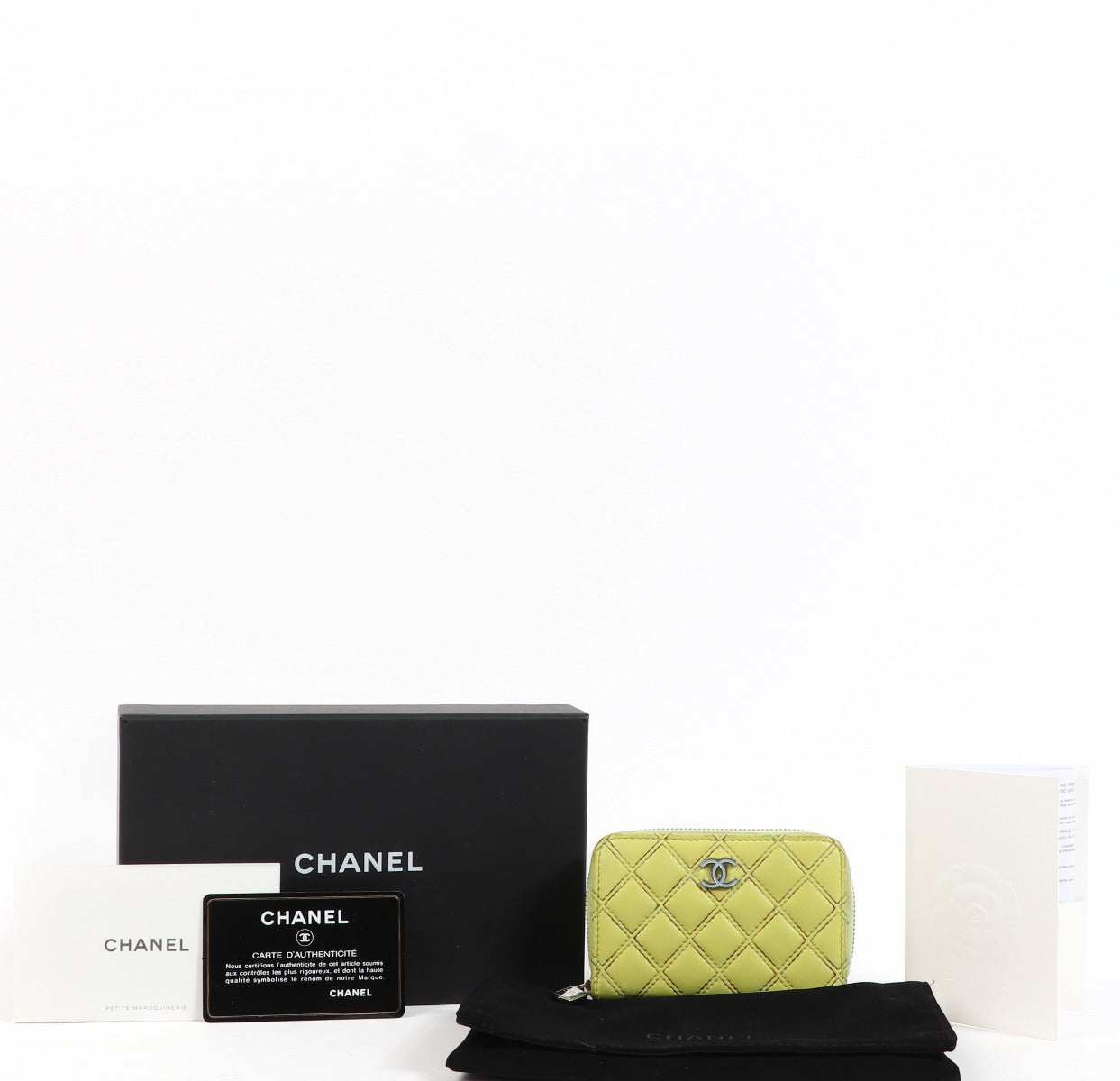 Chanel Spring/Summer 2019 19S Yellow Double Stitch Zipped Classic Coin Purse Wallet