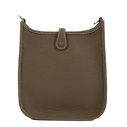 Shop safe online at Labellov in Antwerp, Brussels and knokke this 100% authentic second hand Hermès Evelyne 16 Etoupe Taurillon Clemence PHW