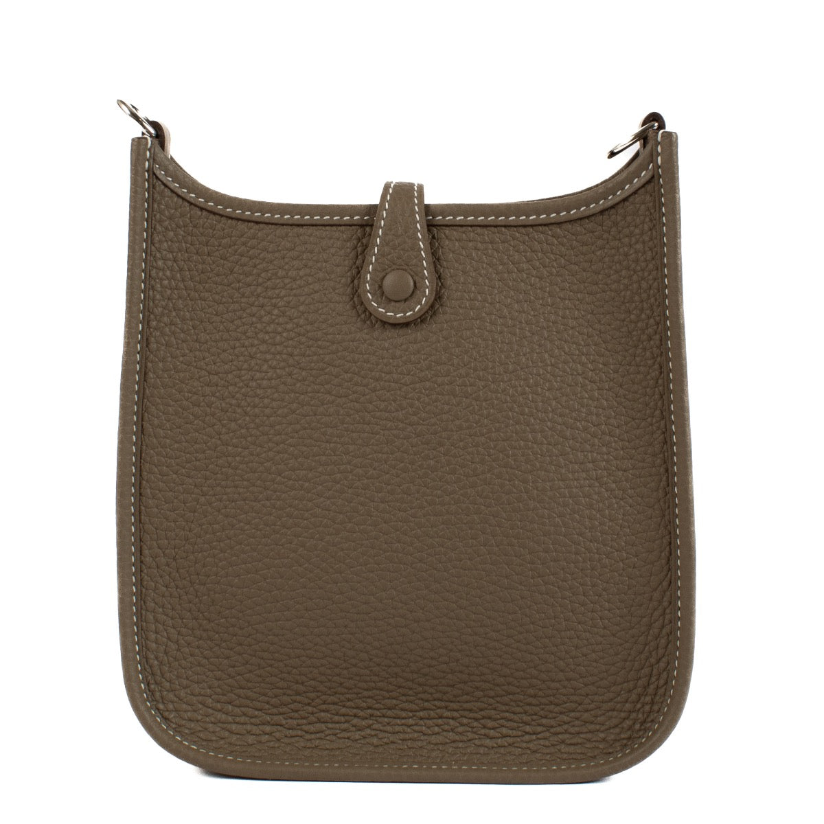 Shop safe online at Labellov in Antwerp, Brussels and knokke this 100% authentic second hand Hermès Evelyne 16 Etoupe Taurillon Clemence PHW