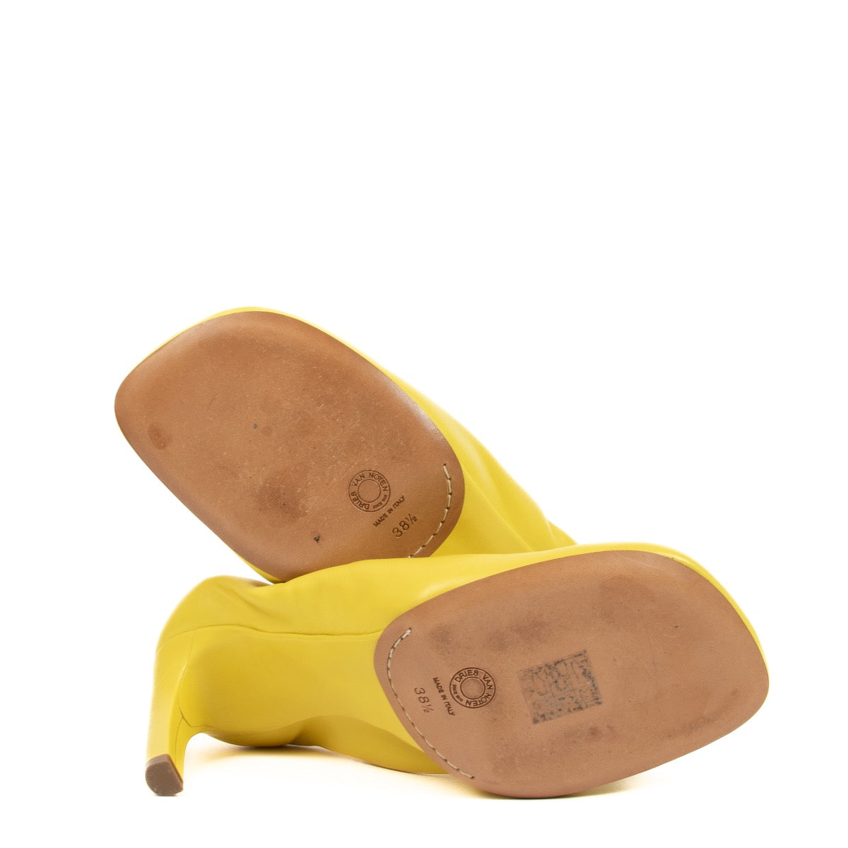 Shop authentic second hand Dries Van Noten Yellow Calfskin Leather Pumps - Size 38,5 on Labellov.com