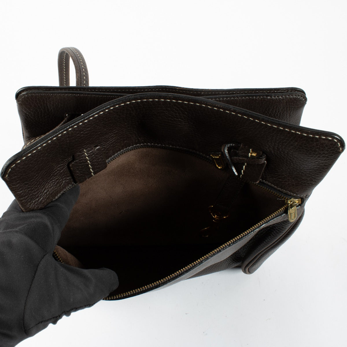 Authentic second hand Delvaux shoulder bag on labellov.com