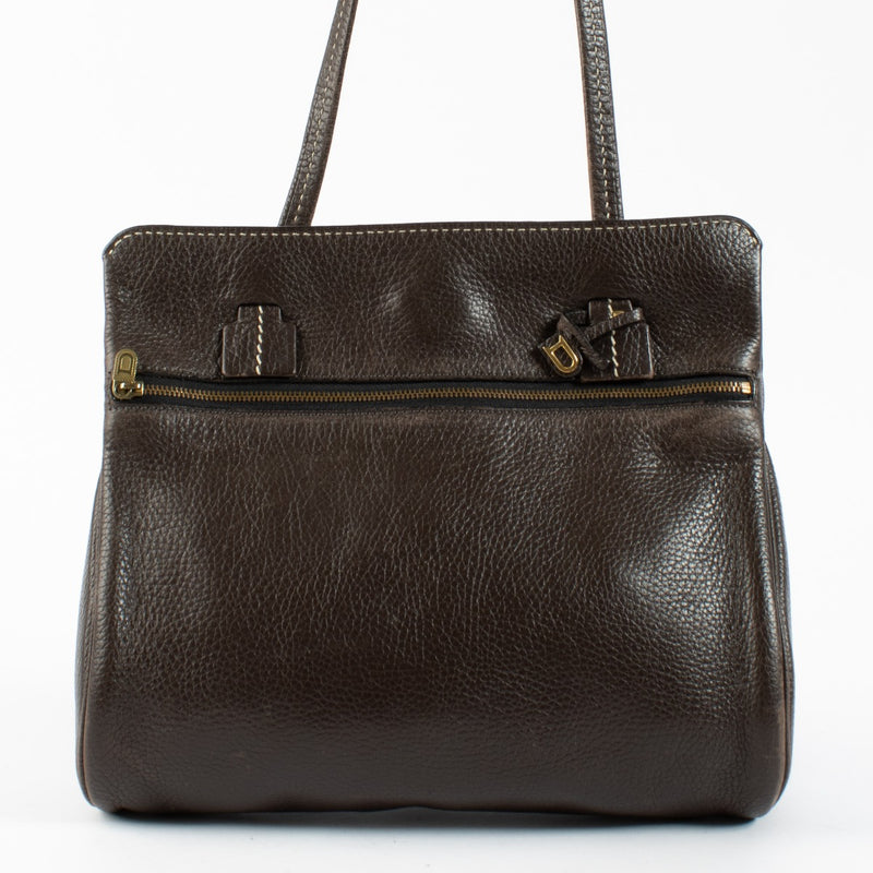 Authentic second hand Delvaux shoulder bag on labellov.com