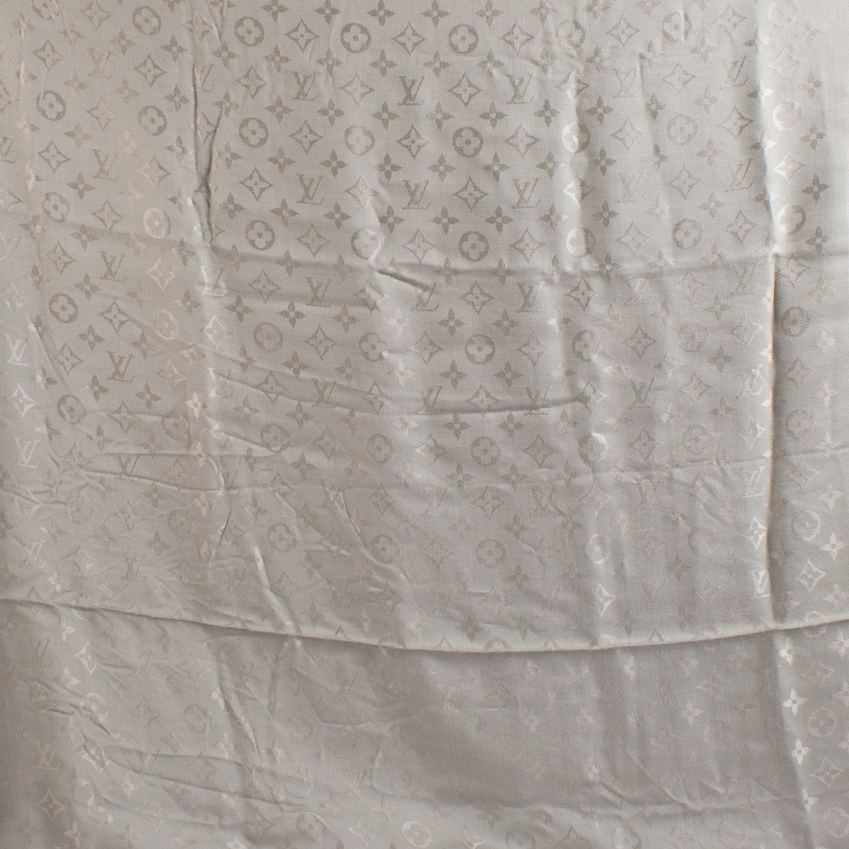 Authentic second hand Louis Vuitton Taupe Monogram Classic Shawl on Labellov.com