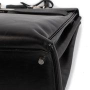 Authentic second hand Hermès Kelly 35 Black Box on www.labellov.com