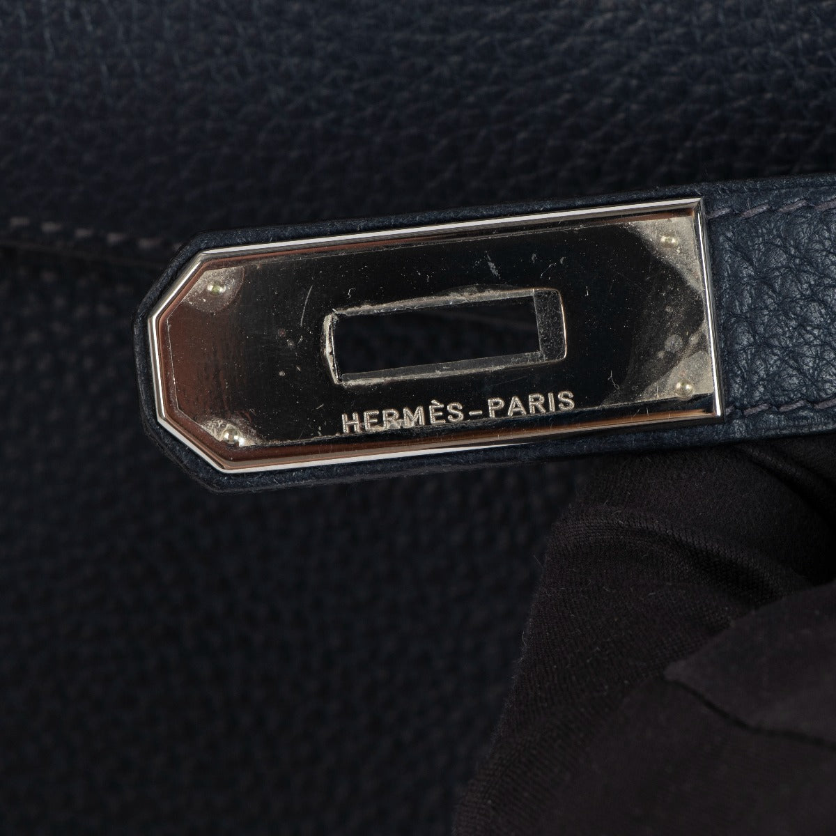 achetez seconde main Hermes Kelly 40 dans www.labellov.com