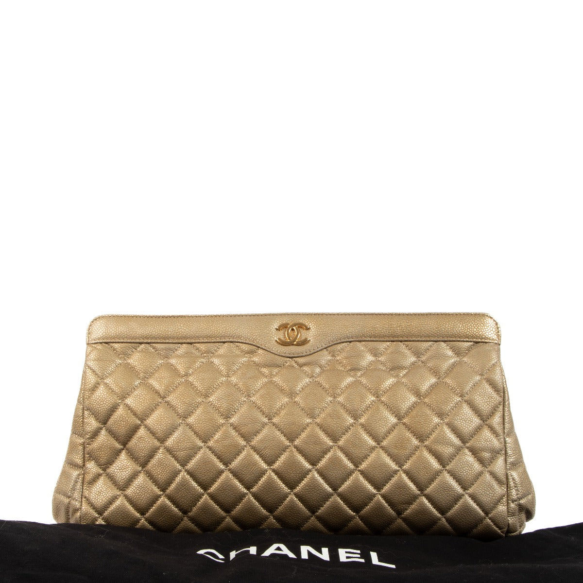 Shop an 100% authentic preloved Chanel Gold Leather Clutch on Labellov.com