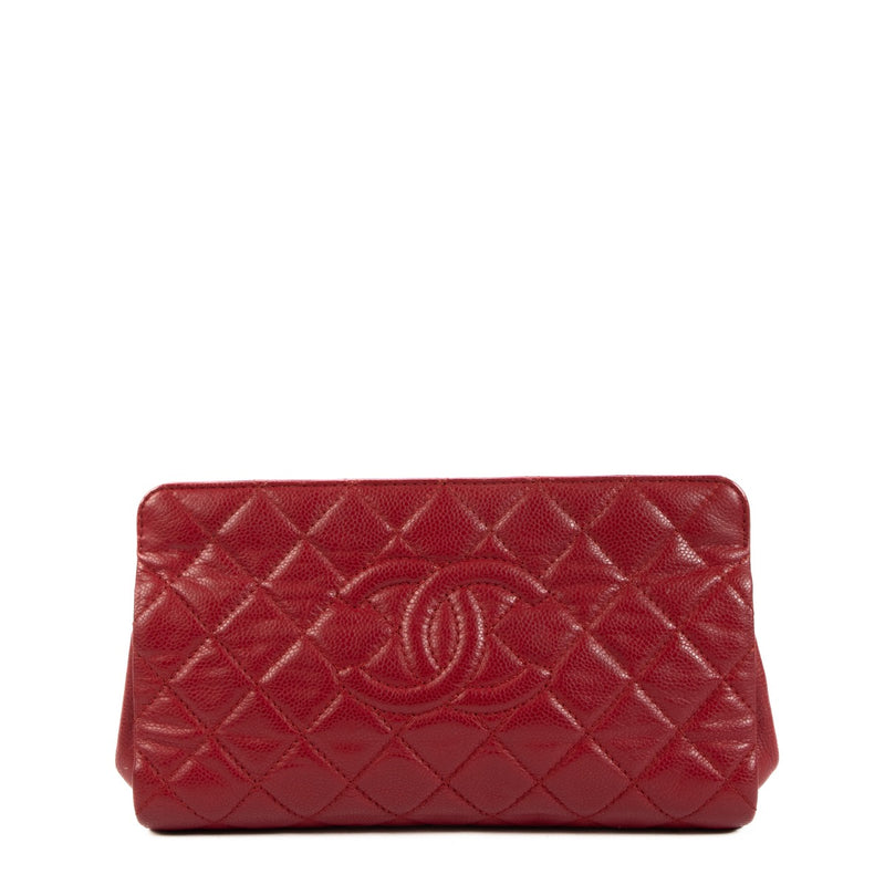 Shop an 100% authentic preloved Chanel Red Caviar Quilted Clutch Bag on Labellov.com