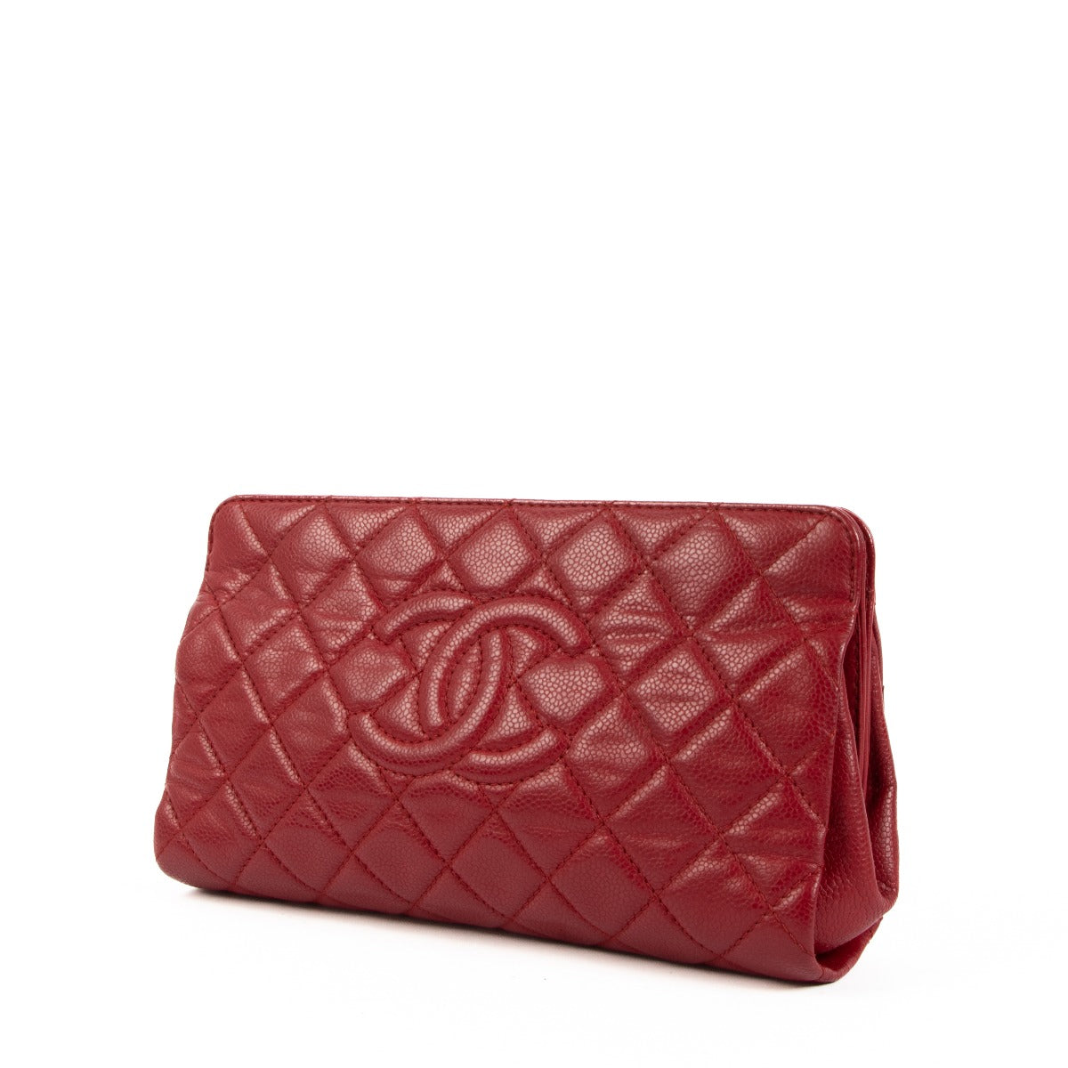 Shop an 100% authentic preloved Chanel Red Caviar Quilted Clutch Bag on Labellov.com