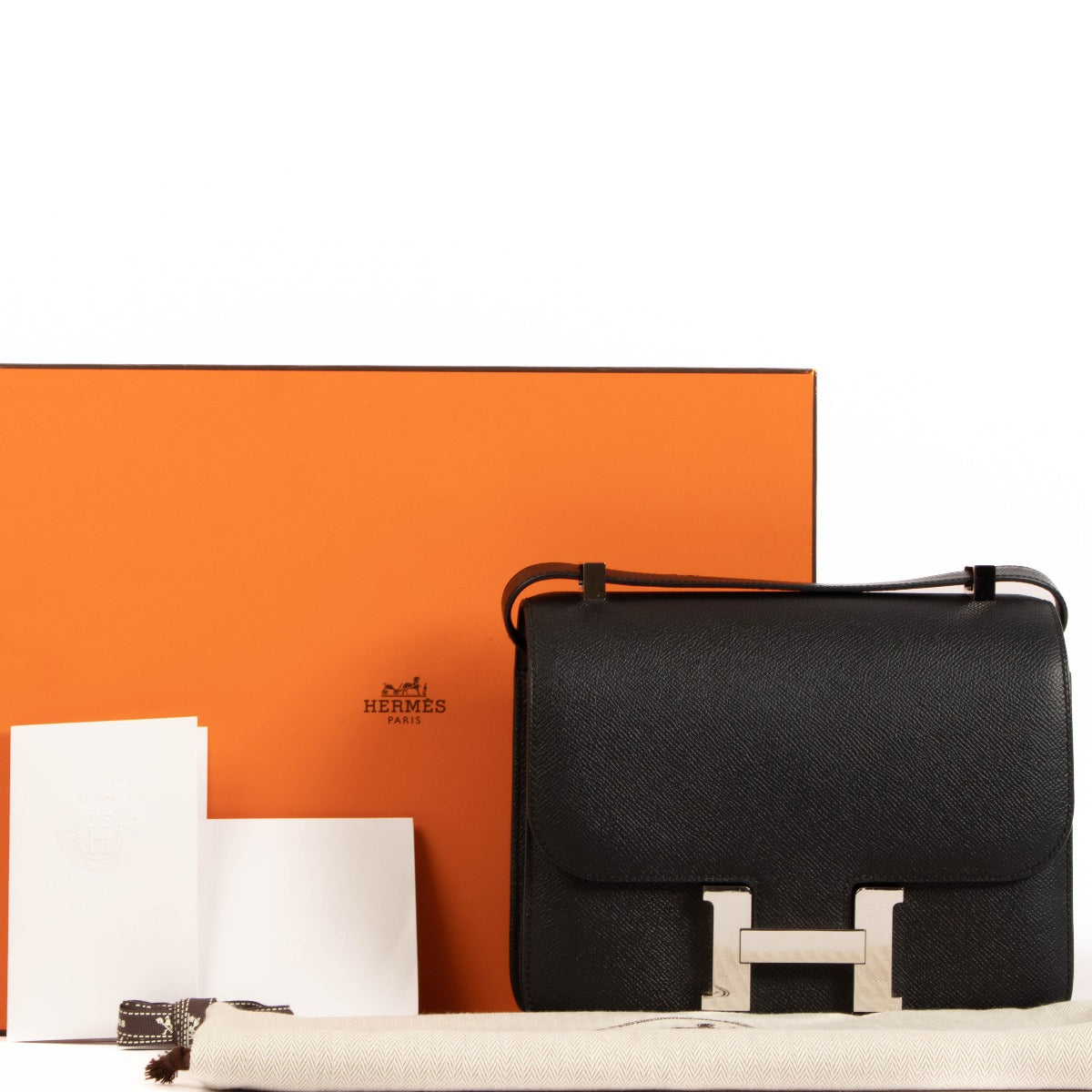Authentic second hand Hermès Constance 24 Black Epsom on www.labellov.com