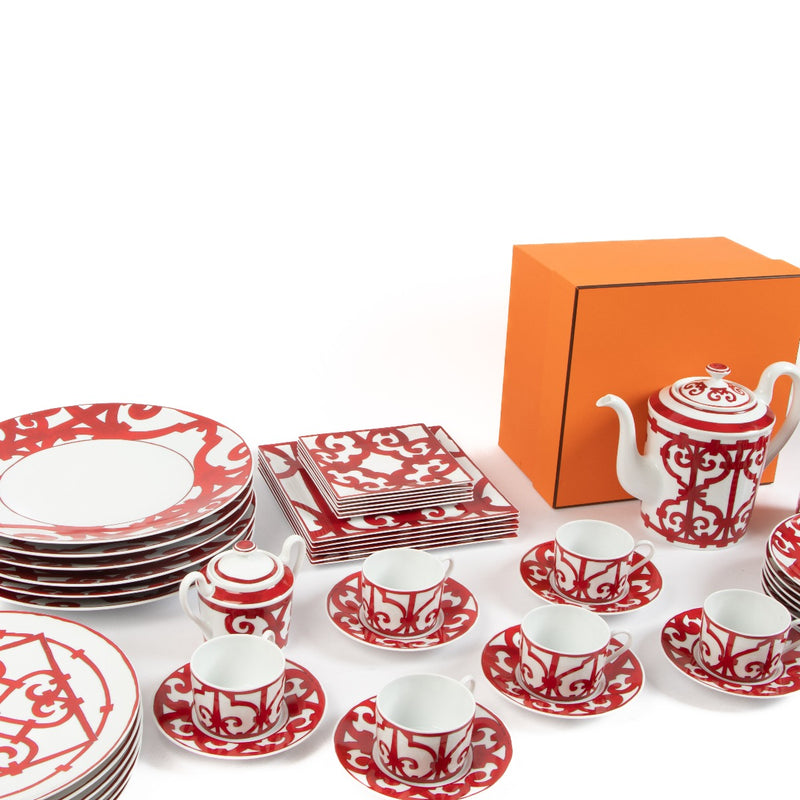 Shop authentic second hand Hermès Balcon du Guadalquivir Dinnerware on www.labellov.com