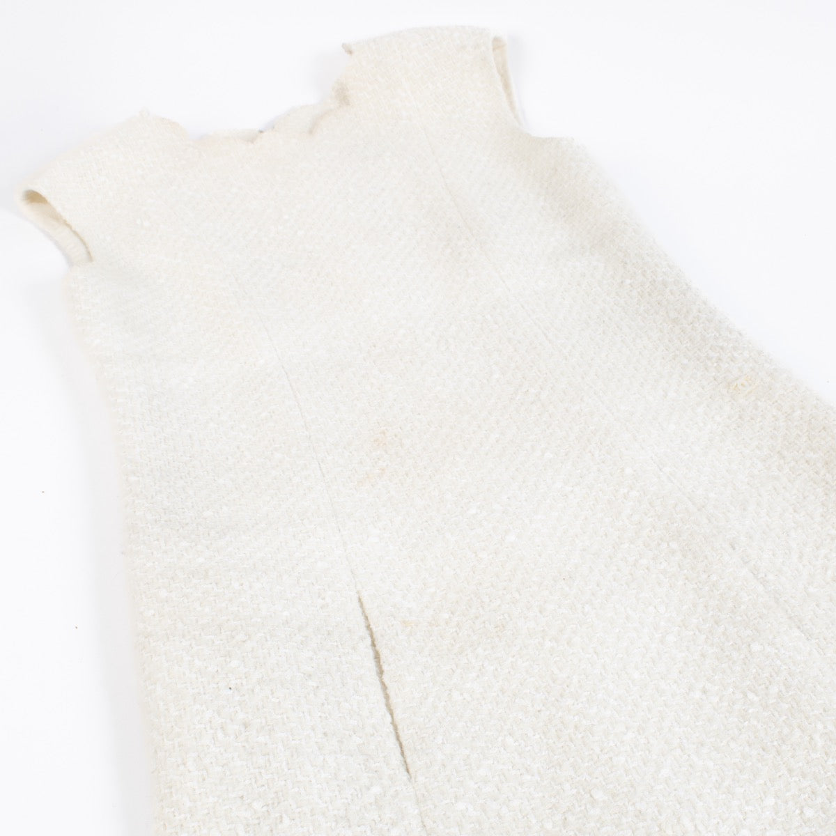 Shop 100% authentic secondhand Chanel 20k White Tweed Dress - Size 36 on Labellov.com