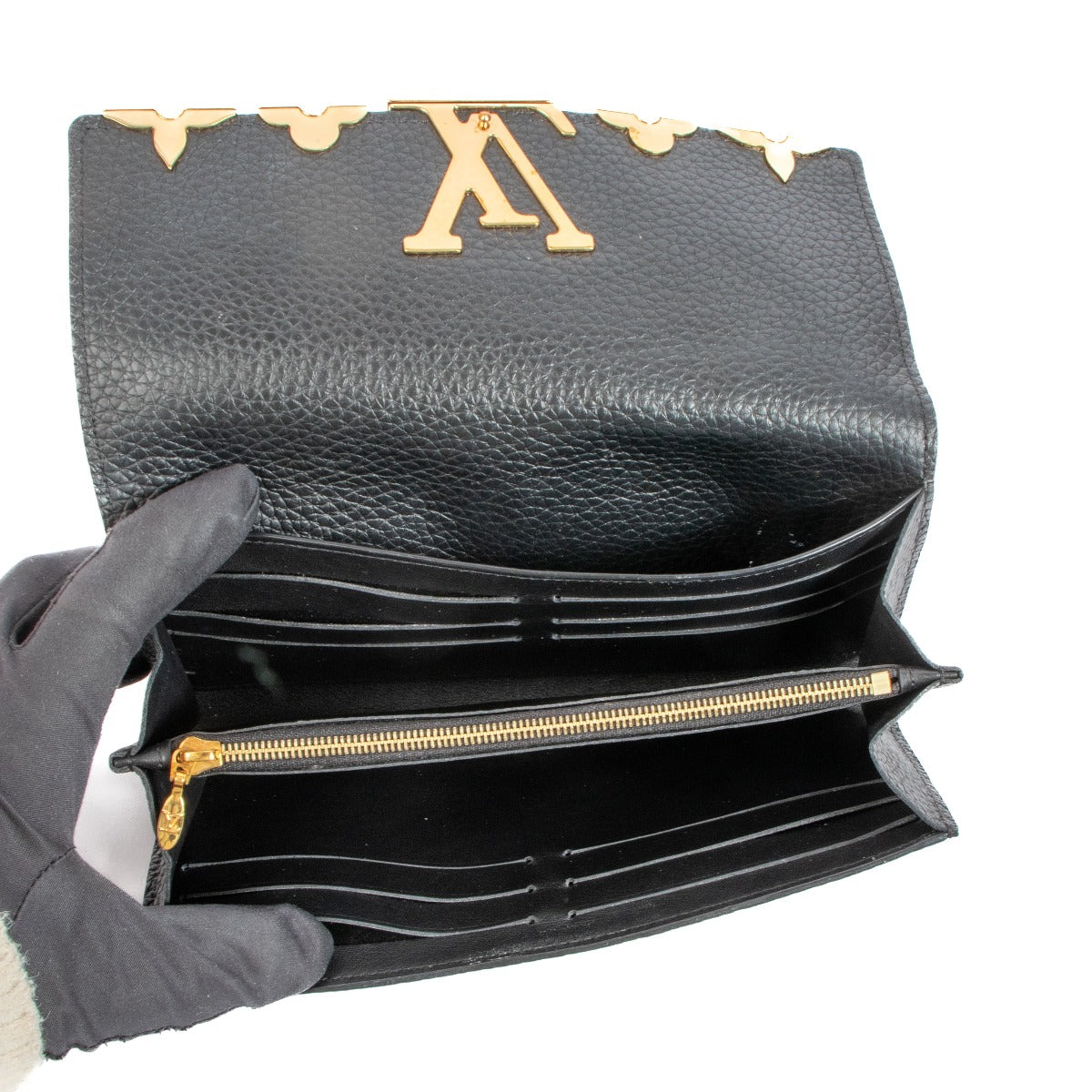 Louis Vuitton Capucines Wallet Black Taurillon