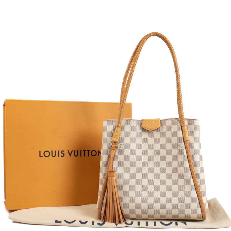 Shop safe online at Labellov in Antwerp, Brussels and Knokke this 100% authentic second hand designer handbag Louis Vuitton Damier Azur Propriano Bag