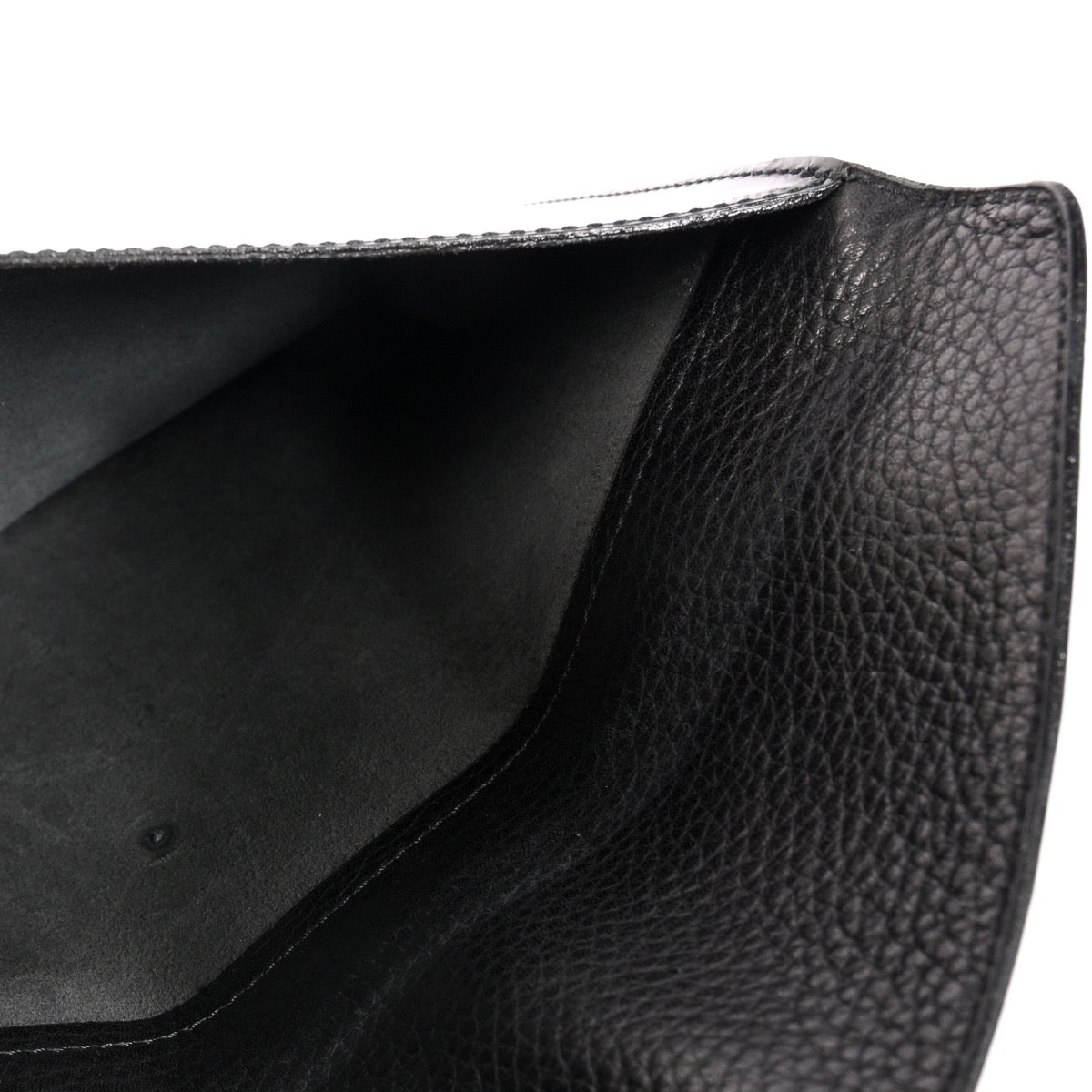 Buy authentic secondhand Delvaux bags at the right price at Labellov vintage webshop. Safe and secure online shopping. Koop authentieke tweedehands Delvaux tassen met juiste prijs bij Labellov. Achetez en ligne chez Labellov pour le meilleur prix.
