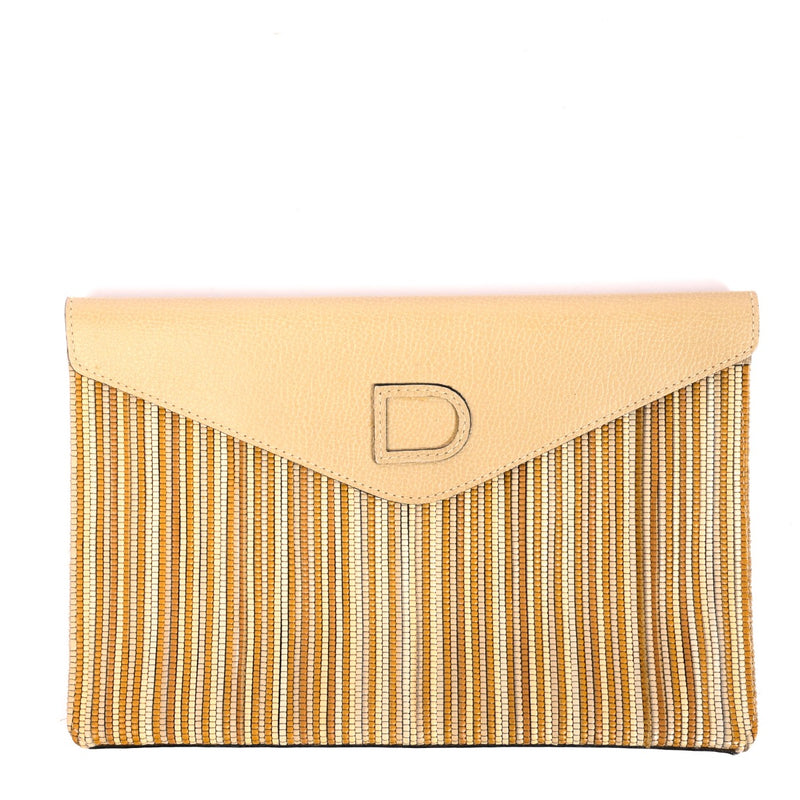 Buy authentic secondhand Delvaux bags at the right price at Labellov vintage webshop. Safe and secure online shopping. Koop authentieke tweedehands Delvaux tassen met juiste prijs bij Labellov. Achetez en ligne chez Labellov pour le meilleur prix.