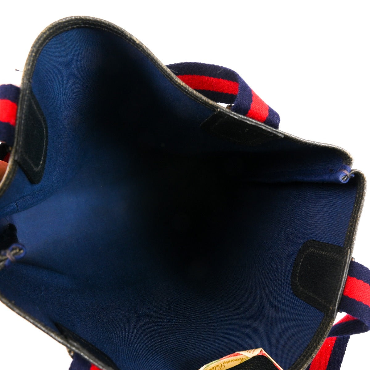 Authentic second hand Gucci monogram shoulder bag in very good condition on Labellov.com