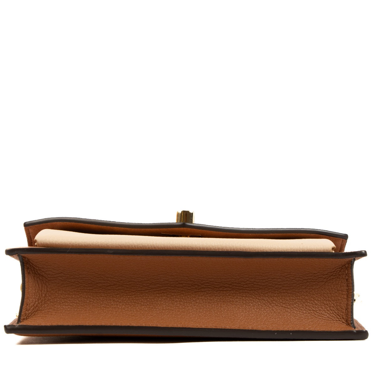Shop Safe online at Labellov in Antwerp, Brussels and Knokke this 100% authentic second hand Louis Vuitton Cognac MyLockMe Chain Pochette Crossbody