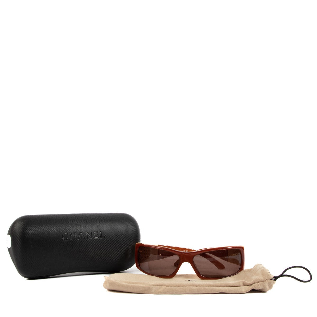Buy 100% authentic second hand Chanel Brown CC Glasses on LabelLov.com in Antwerp, Brussels or Knokke