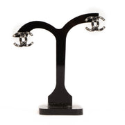 Shop safe online at Labellov in Antwerp, Brussels and Knokke these 100% authentic second hand Chanel Black Earrings 14P
