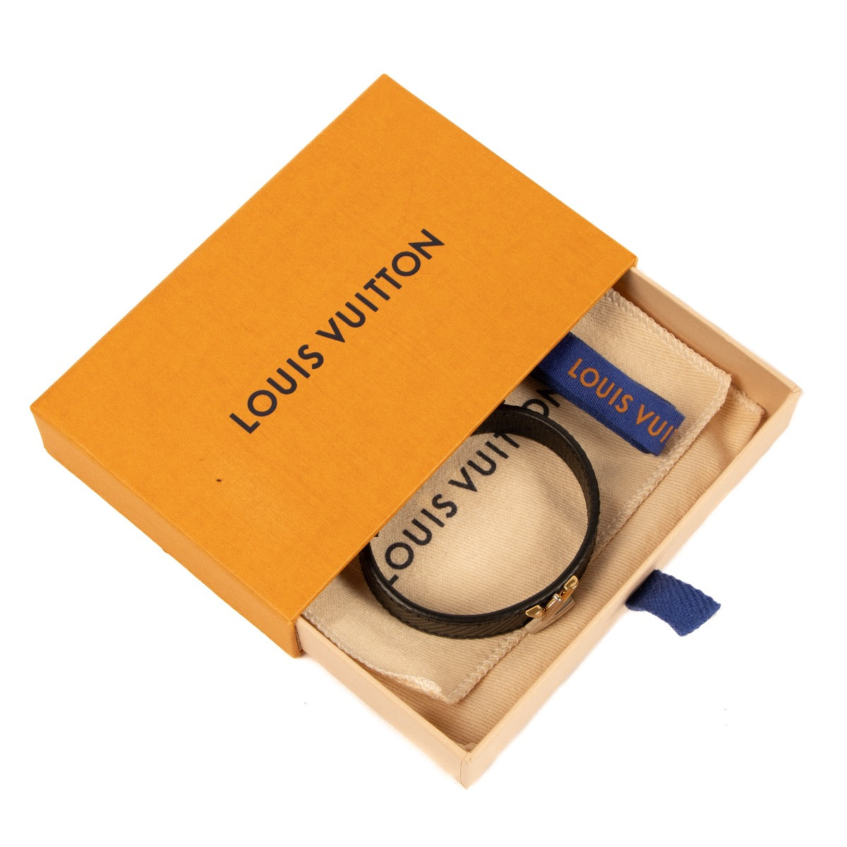 Louis Vuitton Black Epi Leather Twist-It Bracelet for the best price at Labellov secondhand luxury in Antwerp. We buy and sell your authentic designer bags for the best price.