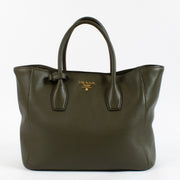 shop 100% authentic second hand Prada Green Kaki Vitello Daino Tote Bag on Labellov.com