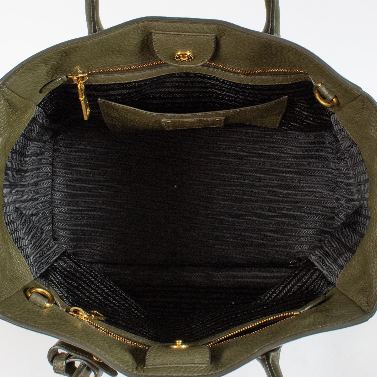 shop 100% authentic second hand Prada Green Kaki Vitello Daino Tote Bag on Labellov.com