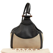 Authentic second hand Delvaux wood ring backpack in good condition on Labellov.com