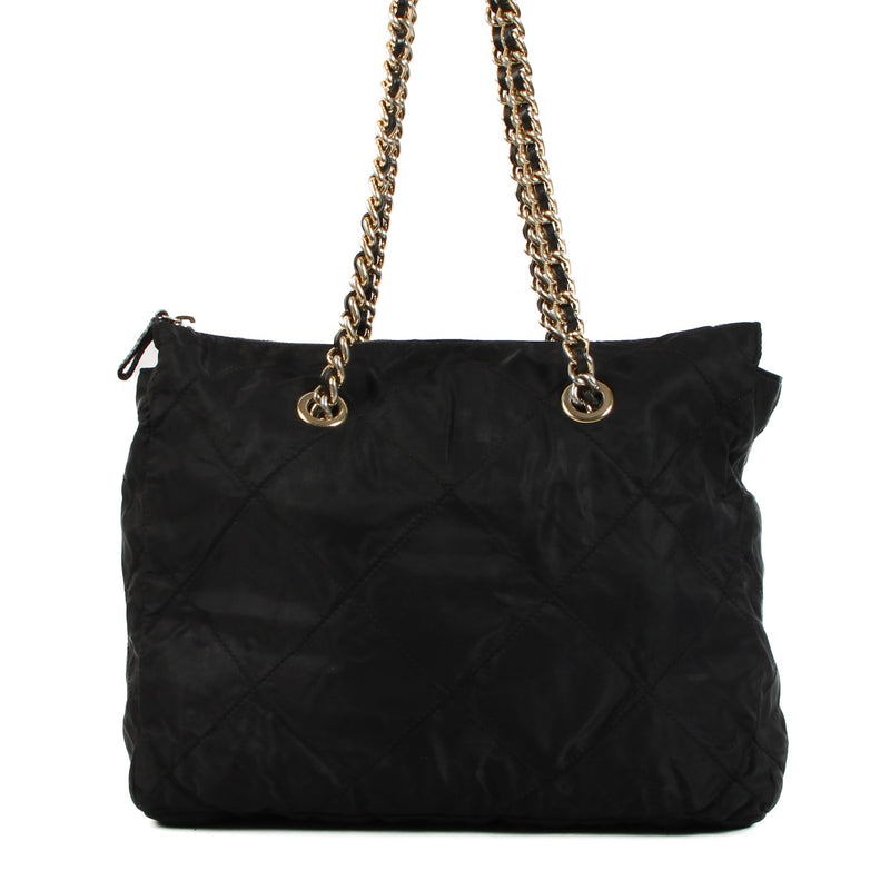 Shop 100% authentic second-hand Prada Black Chain Shoulder Bag on Labellov.com