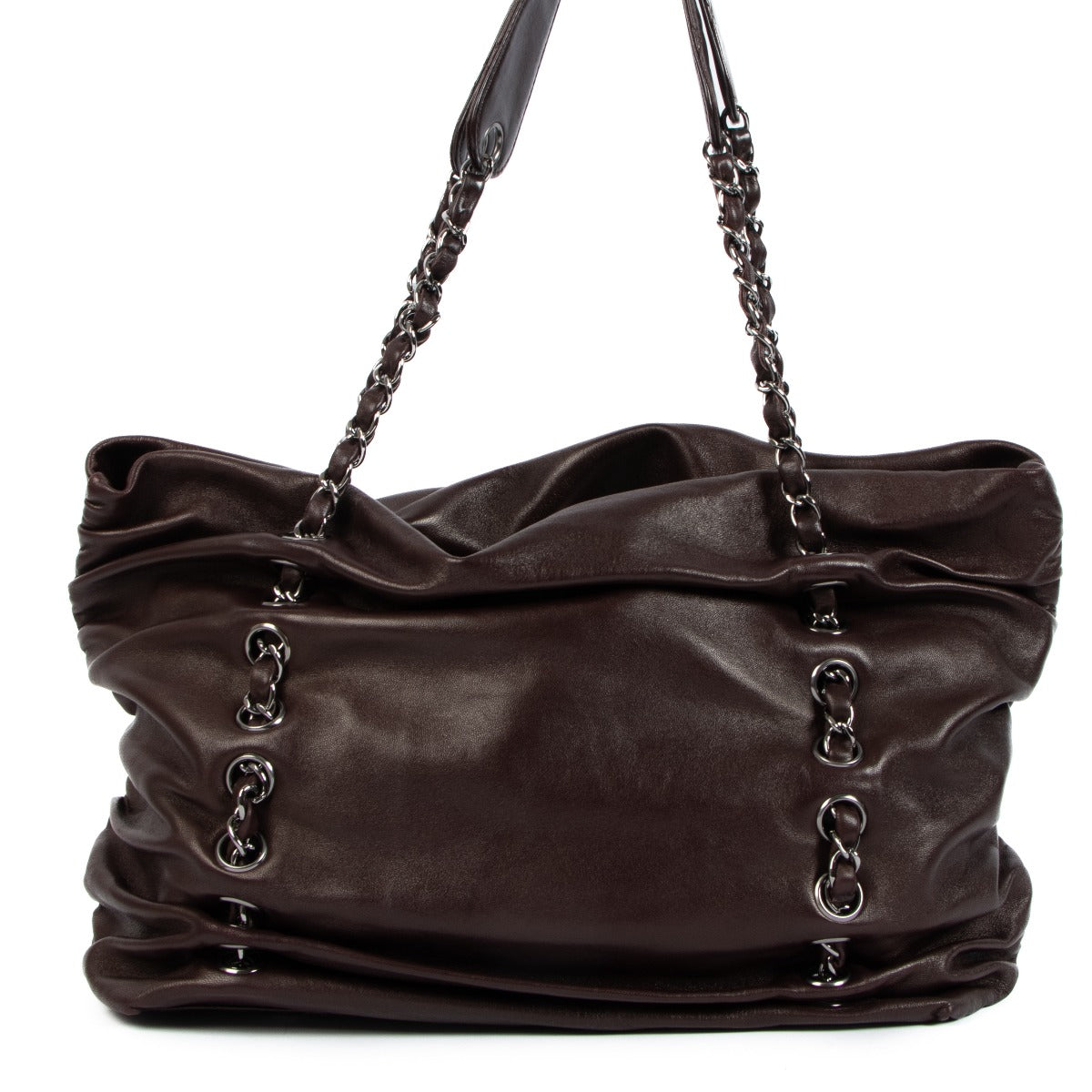 Sac cabas Chanel en cuir d'agneau marron avec chaîne CC