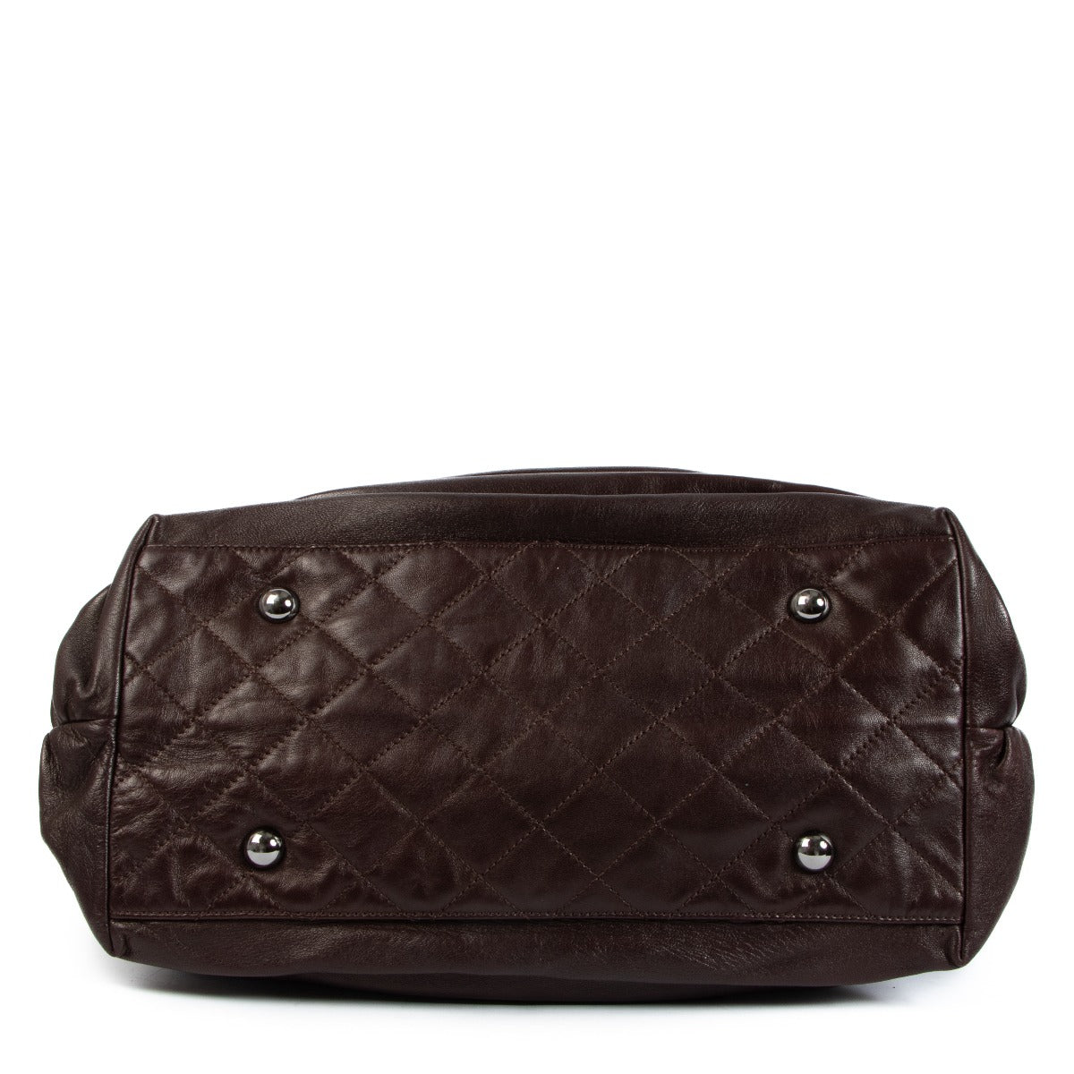 Sac cabas Chanel en cuir d'agneau marron avec chaîne CC