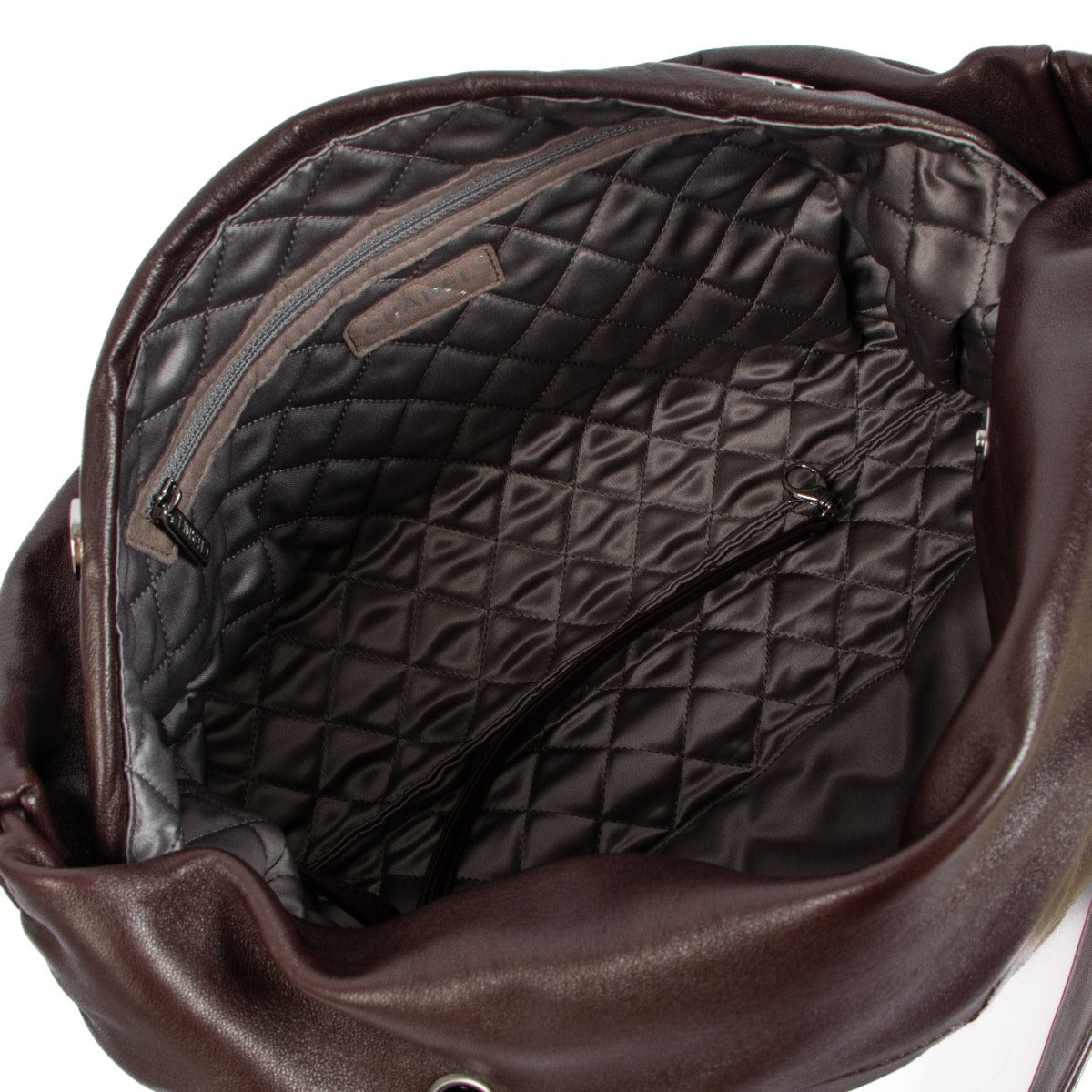 Sac cabas Chanel en cuir d'agneau marron avec chaîne CC