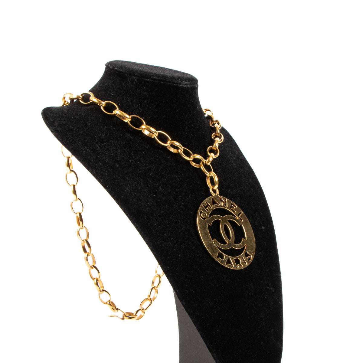 Chanel Vintage Gouden CC Uitgesneden Medaillon Ketting