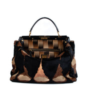 Fendi Peekaboo Bag + Strap. Buy authentic secondhand Fendi bags at Labellov vintage webshop for the lowest price. Koop authentieke tweedehands Fendi tassen bij Labellov vintage webshop aan de laagste prijs.