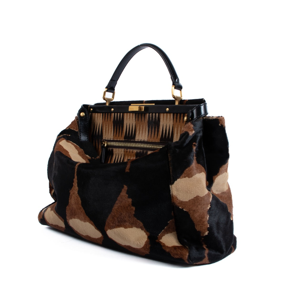 Fendi Peekaboo Bag + Strap. Buy authentic secondhand Fendi bags at Labellov vintage webshop for the lowest price. Koop authentieke tweedehands Fendi tassen bij Labellov vintage webshop aan de laagste prijs.
