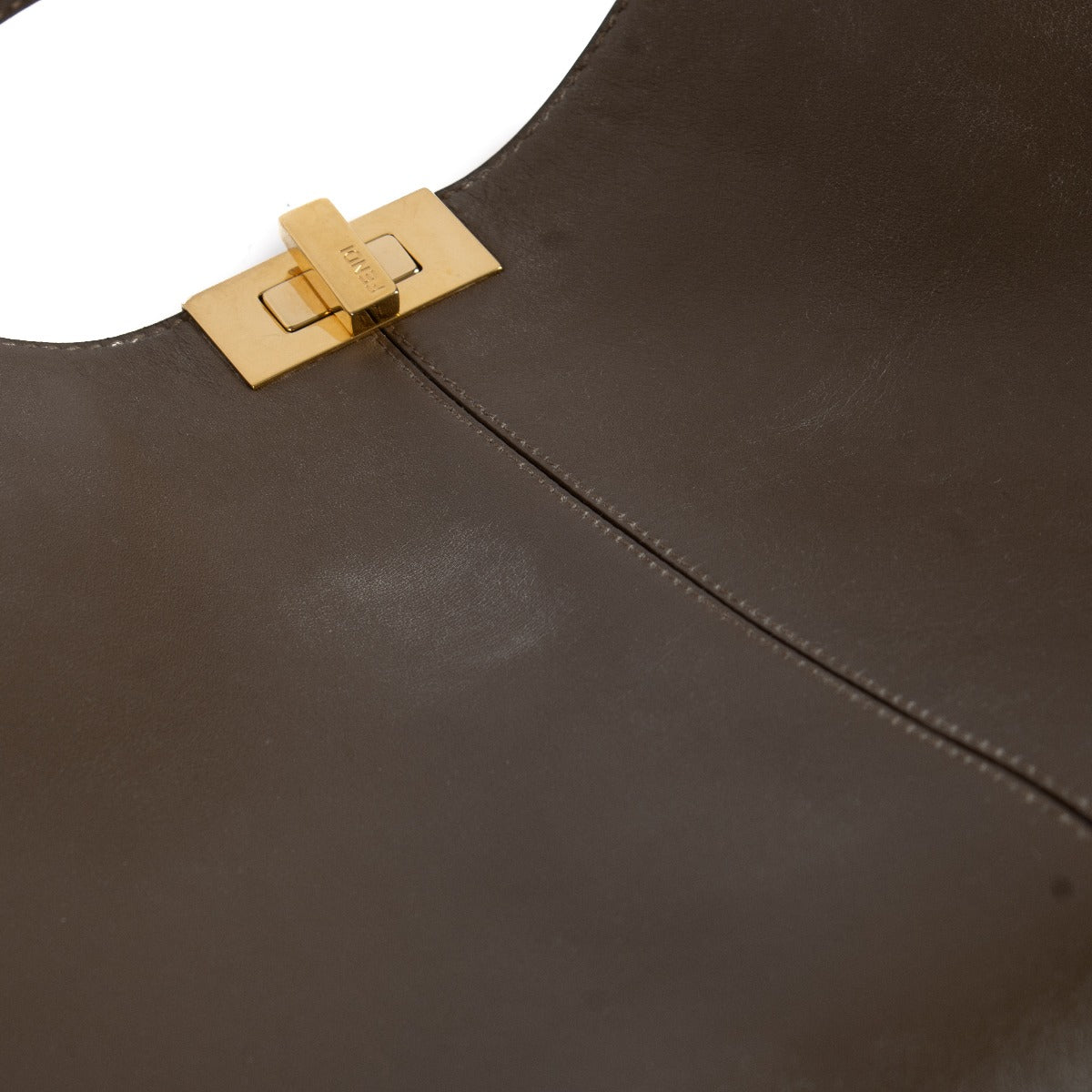 Shop safe online at Labellov in Antwerp, Brussels and Knokke this 100% authentic second hand Fendi Brown Leather Peekaboo X-Lite Medium Top Handle Bag