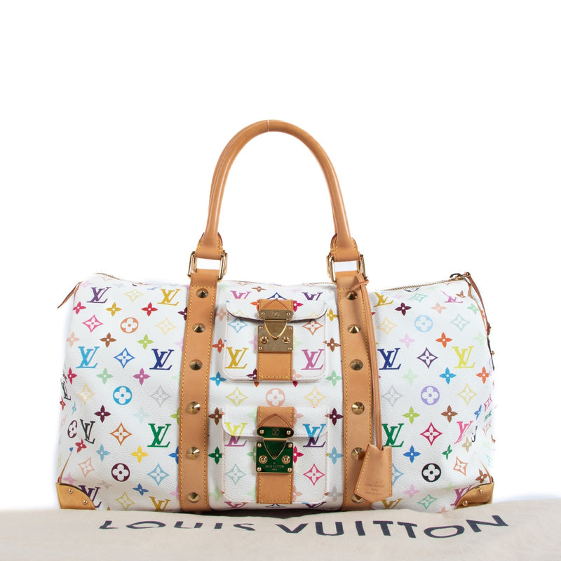 Shop safe online at Labellov in Antwerp, Brussels and Knokke this 100% authentic second hand Louis Vuitton White Murakami Canvas Keepall 45