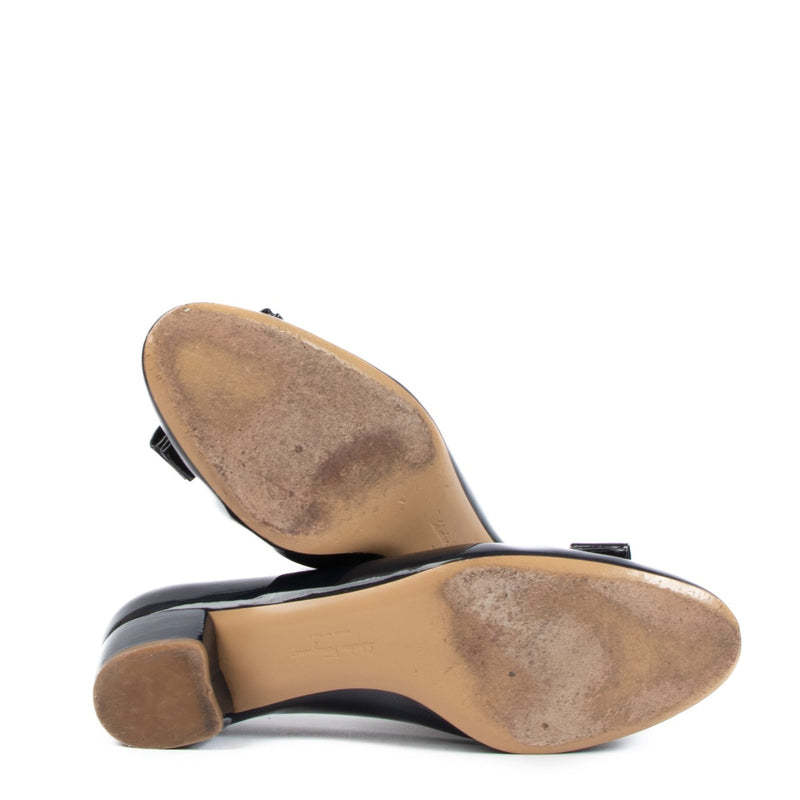 Salvatore Ferragamo Oxford Blue lakleren pumps met strik - Maat 38,5