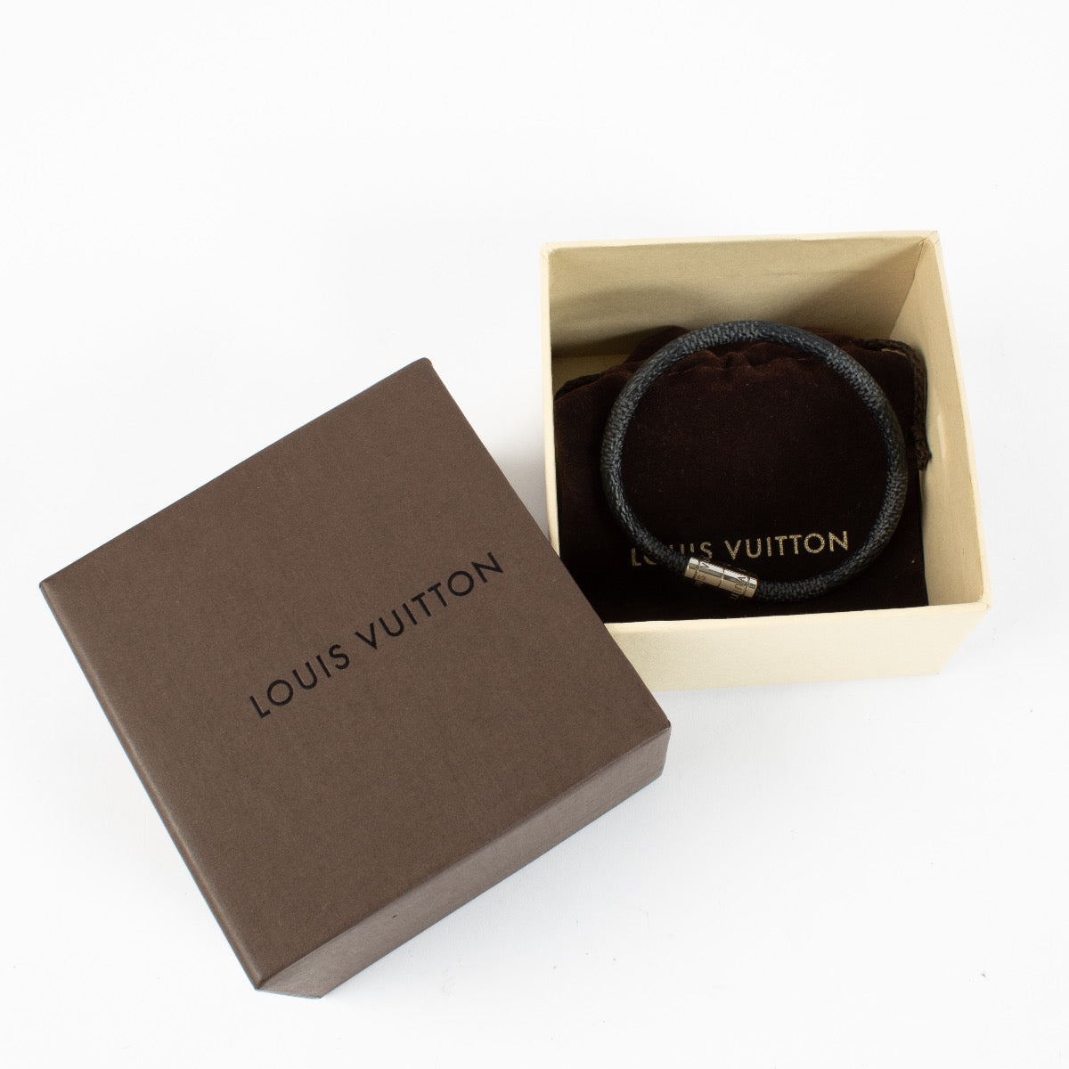 Authentic second hand Louis Vuitton Damier Graphite Keep It Bracelet - Size 19 on Labellov.com