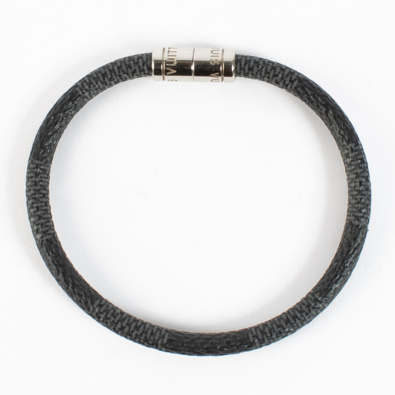 Authentic second hand Louis Vuitton Damier Graphite Keep It Bracelet - Size 19 on Labellov.com