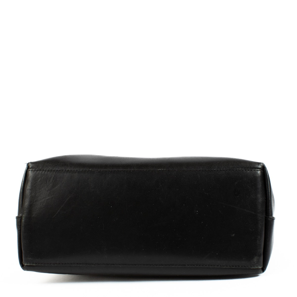 shop 100% authentic second hand Gucci Black Leather Bamboo Top Handle Bag on Labellov.com