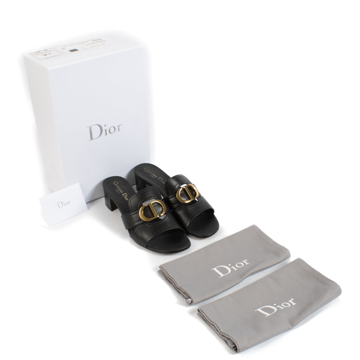 Shop safe online at Labellov in Antwerp, Brussels and Knokke this 100% authentic second hand Christian Dior Black Calfskin Montaigne Sandals - Size 39